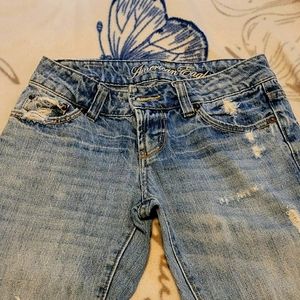 American Eagle favorite boyfriend jean